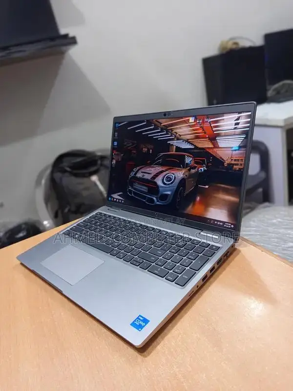 Dell Latitude 5520 Touch Laptop - Core i5 11th Gen