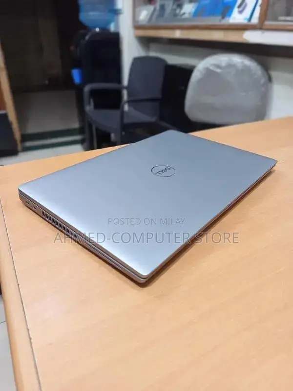 Dell Latitude 5520 Touch Laptop - Core i5 11th Gen