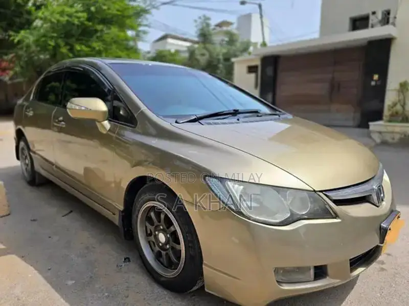 Honda Reborn 2009 Sedan with Premium Alloy Wheels