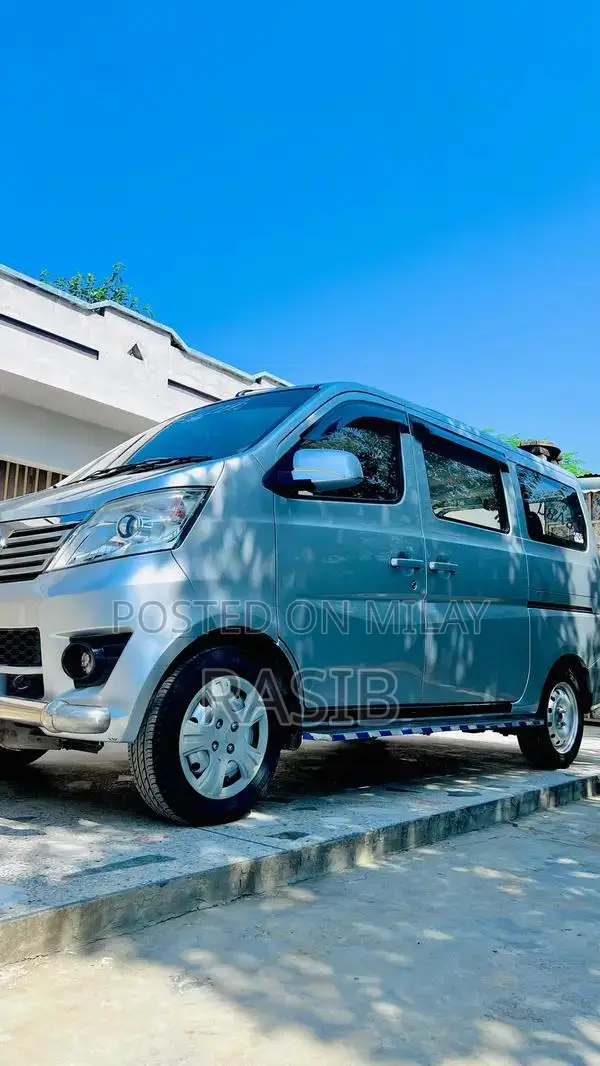 Changan Karvaan Compact MPV Passenger Vehicle