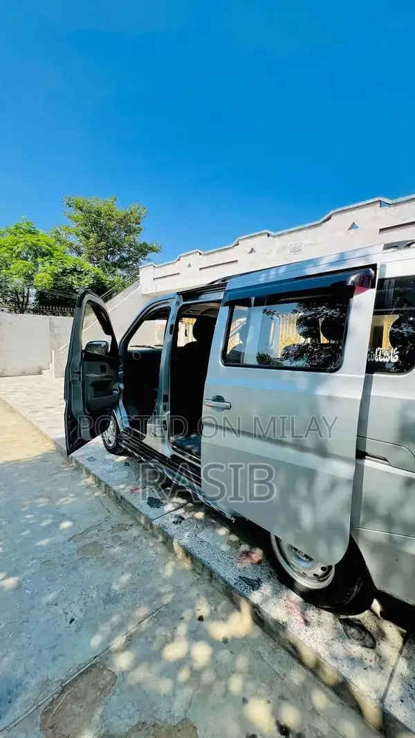 Changan Karvaan Compact MPV Passenger Vehicle