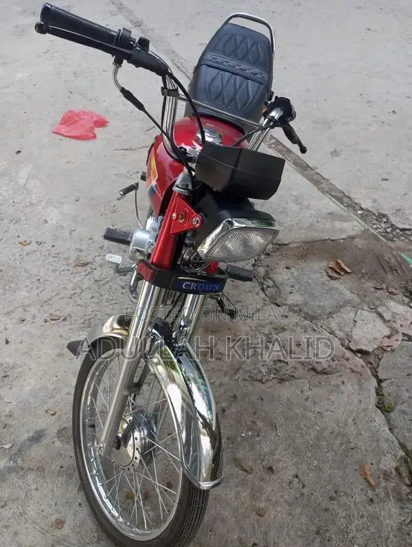 Crown 2025 Motorcycle - High-Quality Condition