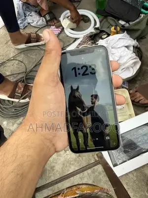 Apple Smartphone with Strong Battery Performance