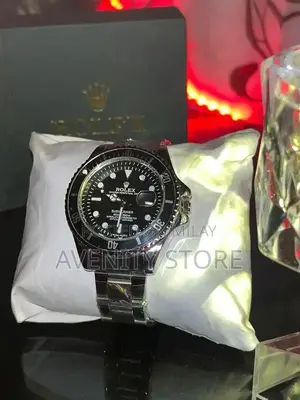 Submariner Style Men's Stainless Steel Watch with Date Display