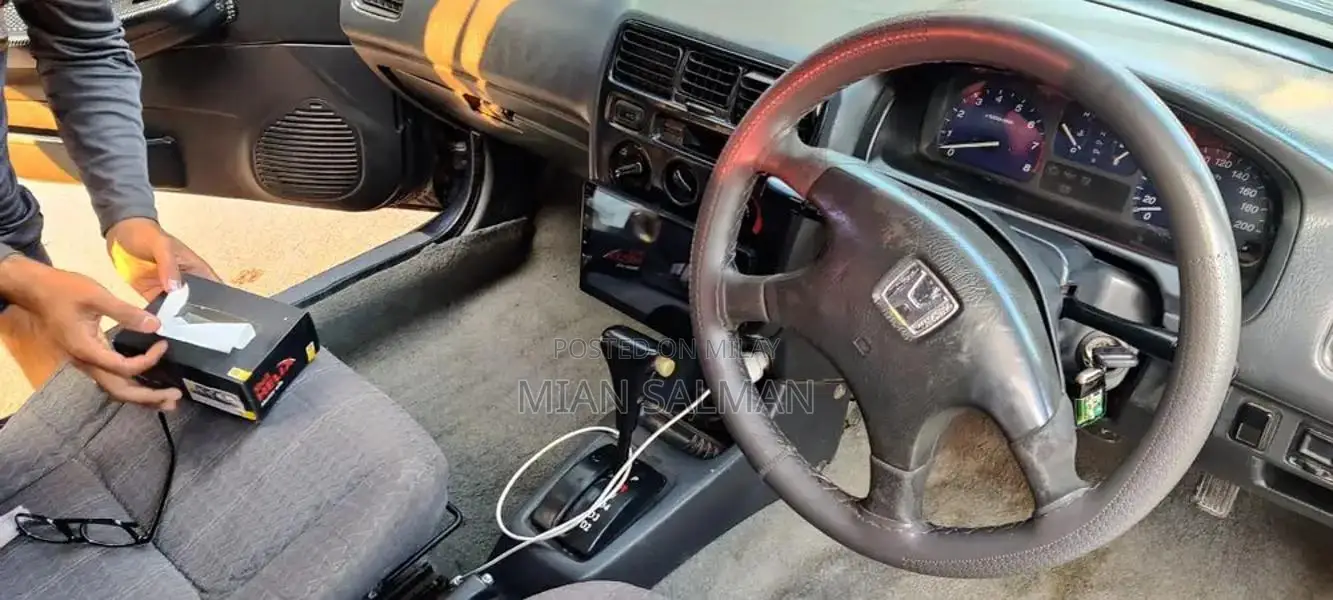 Honda City Compact Sedan - Versatile Urban Driving Experience