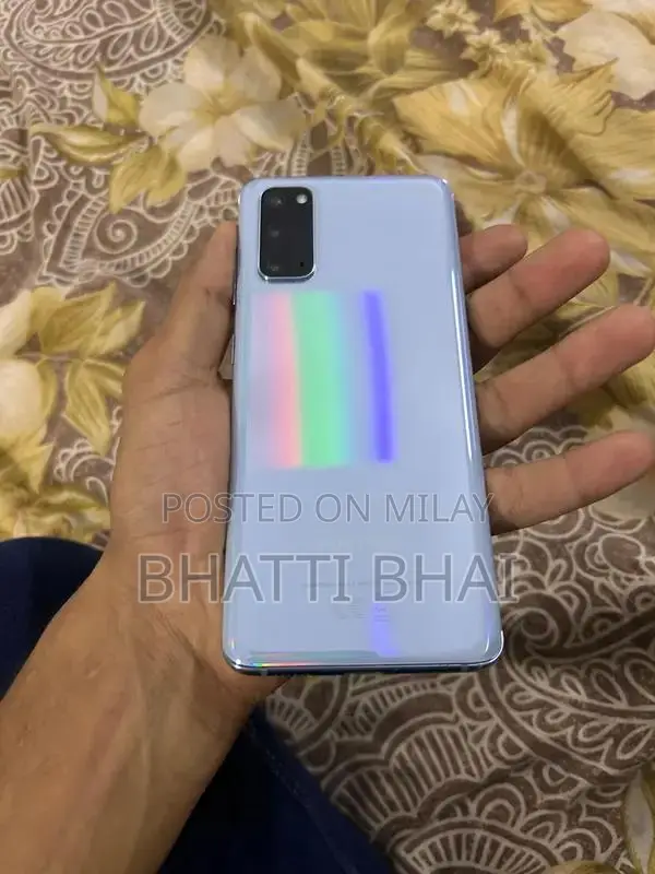 Samsung Galaxy S20 5G Smartphone - High Performance Dual SIM Device