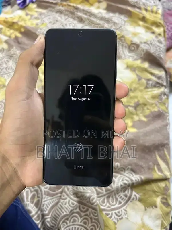 Samsung Galaxy S20 5G Smartphone - High Performance Dual SIM Device