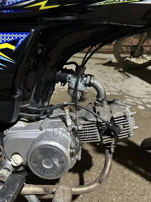 Honda CD70 Motorcycle - Low Mileage, Well-Maintained Classic Bike