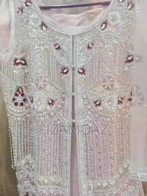 Lightweight Fancy Net Gaon - Gently Used Single Time