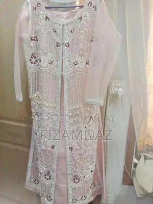 Lightweight Fancy Net Gaon - Gently Used Single Time