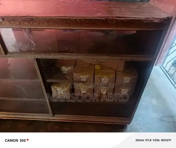 Shop Counter Display Stand