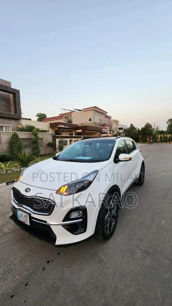 2022 Kia Sportage FWD Sedan Excellent Condition