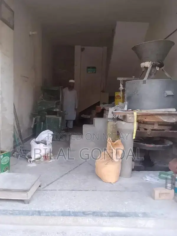 Atta Chaki Traditional Manual Flour Mill