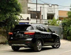MG HS 2021 Compact SUV - Black with Red Interior