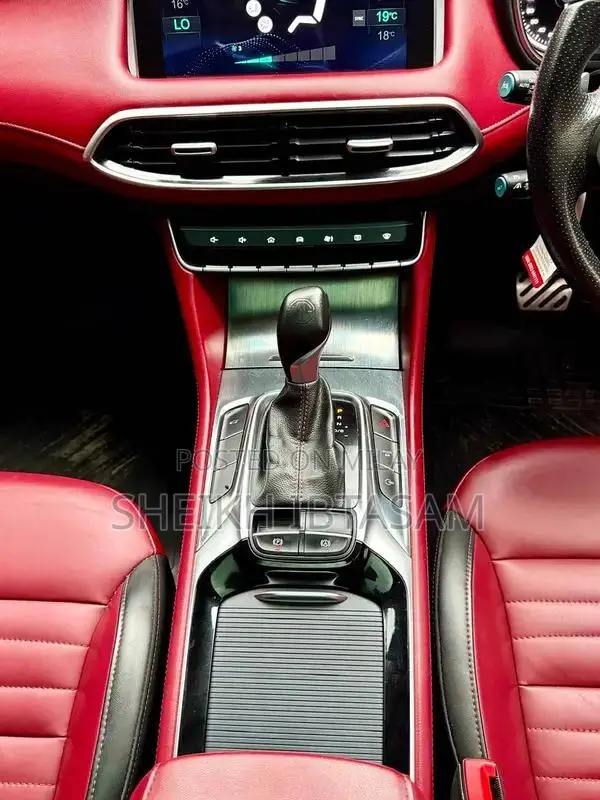 MG HS 2021 Compact SUV - Black with Red Interior