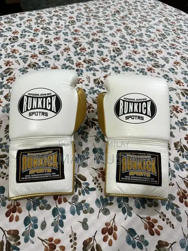 Professional Boxing Gloves - Brand New Sports Equipment