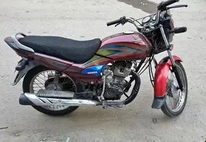 Photo - Dream 125 Motorcycle 2016 Model - Clean Documentation