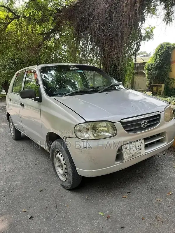 Suzuki Alto VXR Compact City Hatchback with Manual Transmission