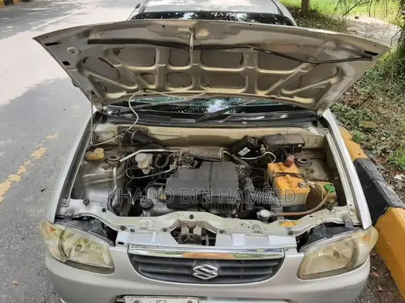 Suzuki Alto VXR Compact City Hatchback with Manual Transmission