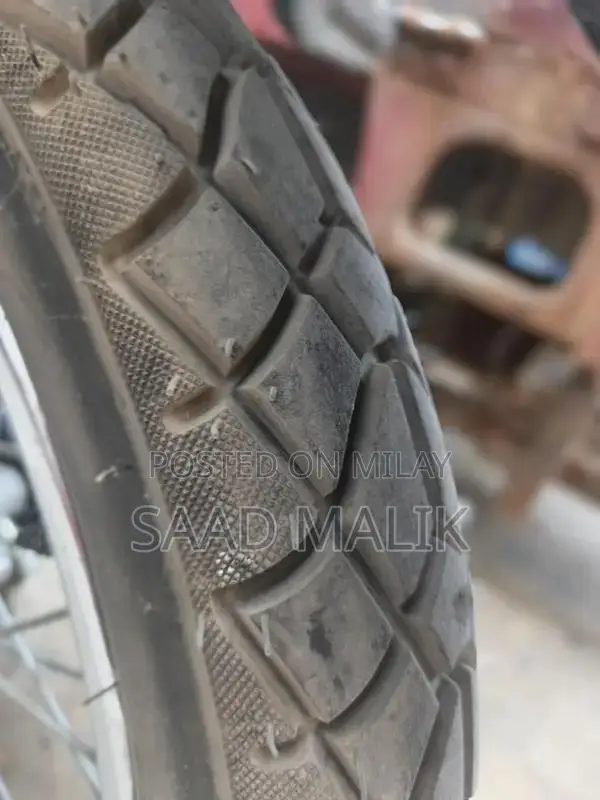 Honda 125 Motorcycle - Low Mileage, Well-Maintained