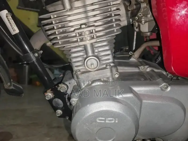 Honda 125 Motorcycle - Low Mileage, Well-Maintained