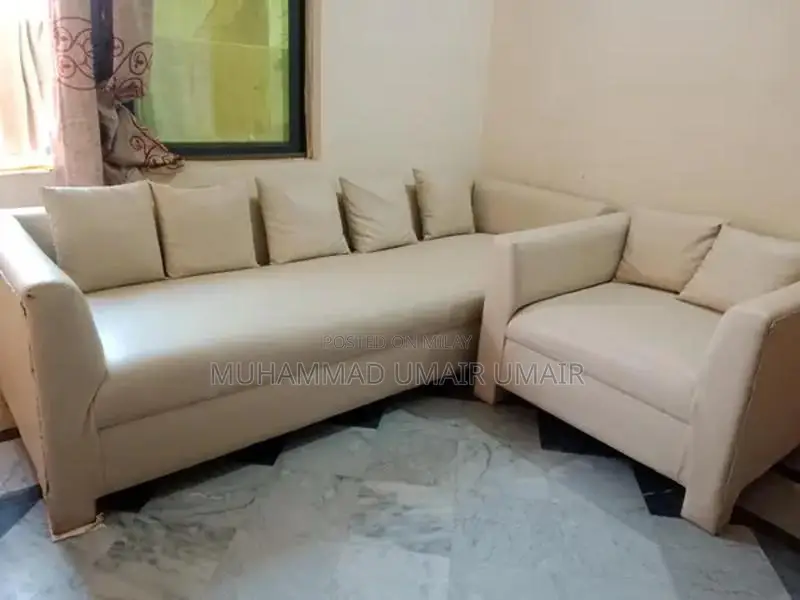 Elegant White Comfort Sofa with Soft Seating