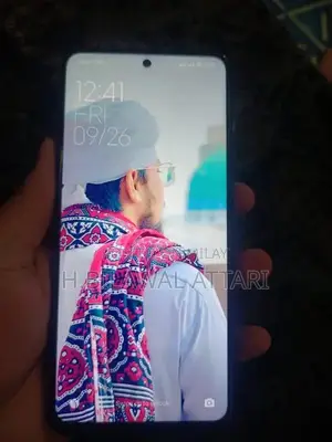 6.67" 120Hz Display Smartphone with Snapdragon 860