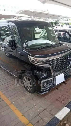 Suzuki Spacia Compact MPV - Imported Japanese Minivan