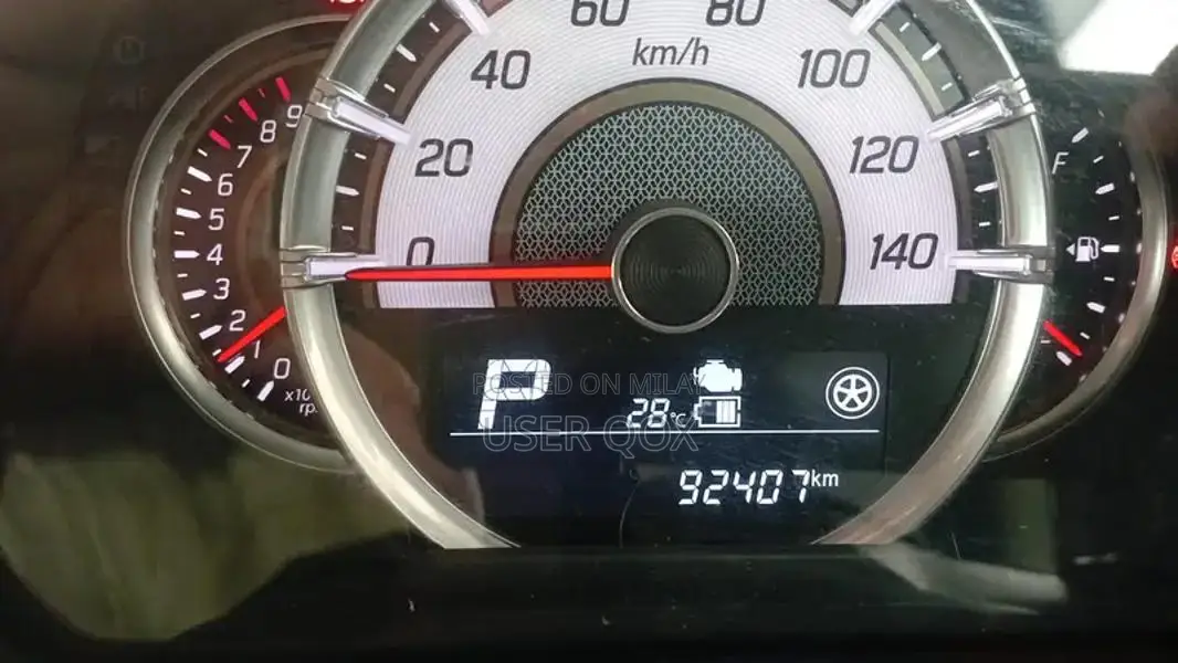 Suzuki Spacia Compact MPV - Imported Japanese Minivan