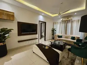 2-Bedroom Short-Term Rental Apartment