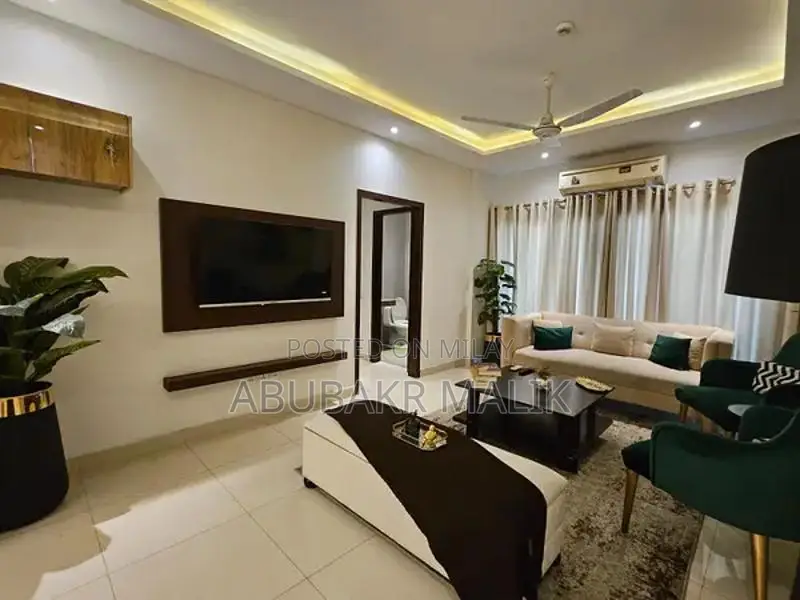 2-Bedroom Short-Term Rental Apartment