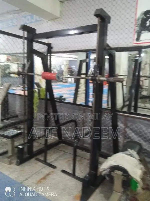 Commercial Gym Strength Training Equipment