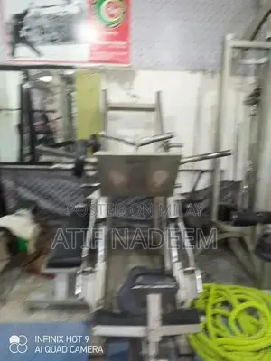 Commercial Gym Strength Training Equipment