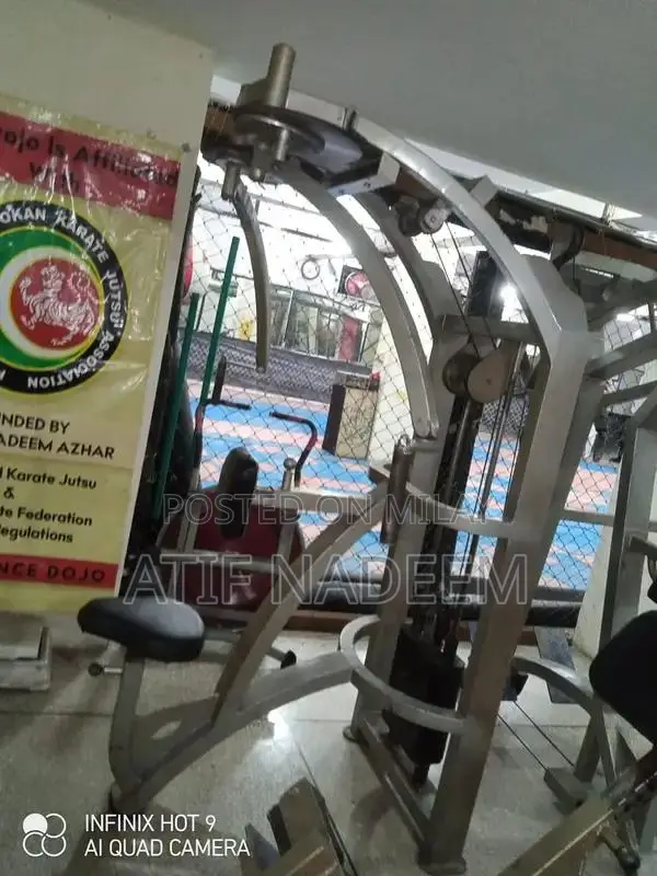 Commercial Gym Strength Training Equipment