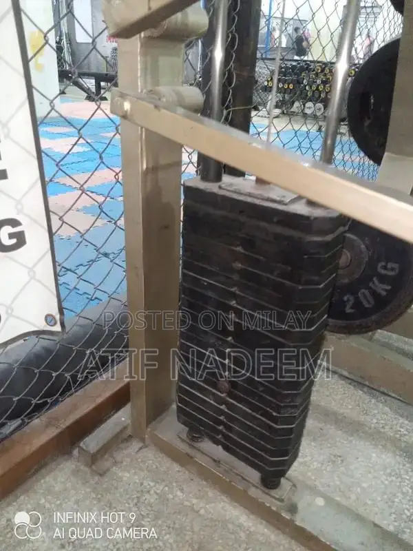 Commercial Gym Strength Training Equipment