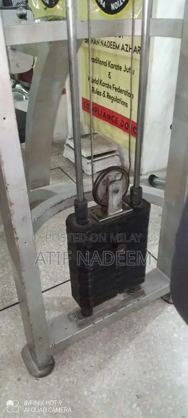 Commercial Gym Strength Training Equipment