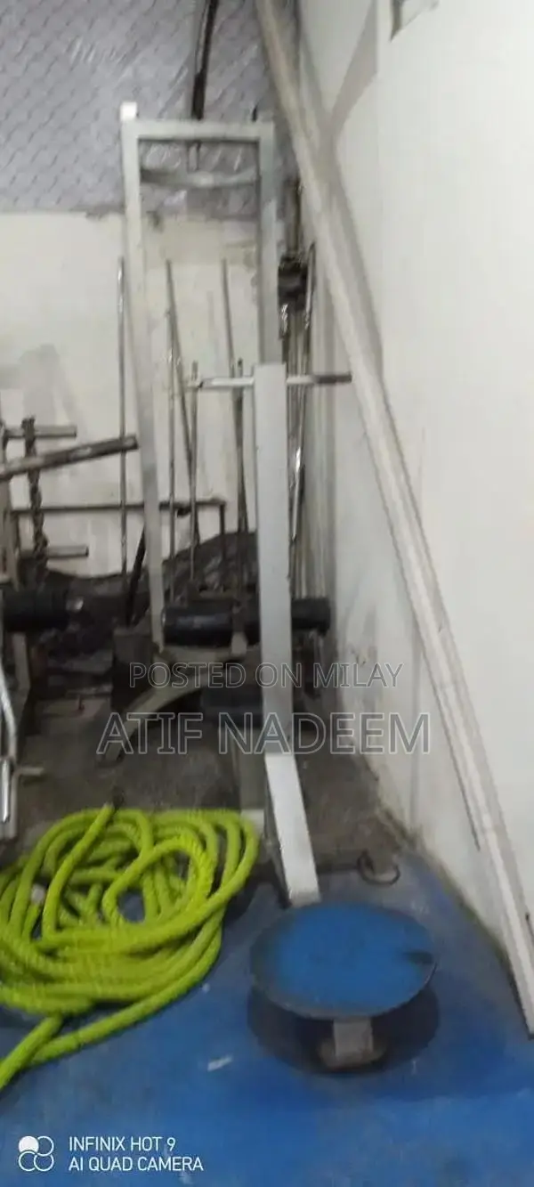 Commercial Gym Strength Training Equipment