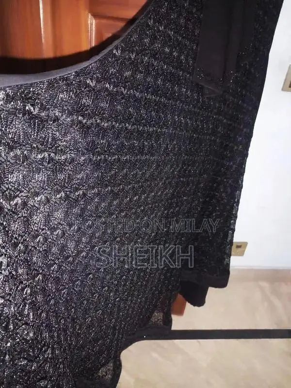 Long Black Abaya with Matching Hijab - Elegant Islamic Wear