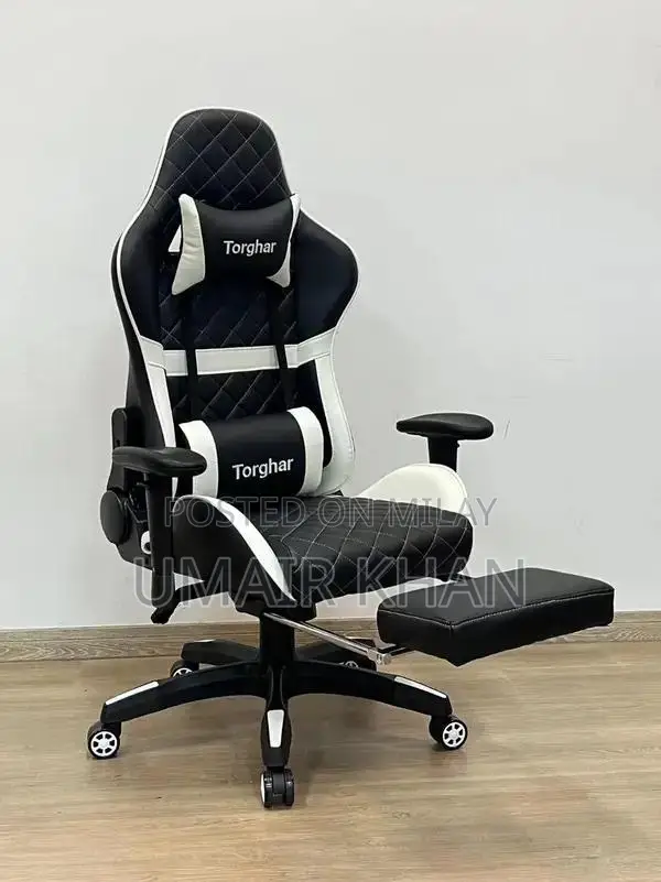 Ergonomic Gaming Chair with Reclining Backrest & Support Pillows