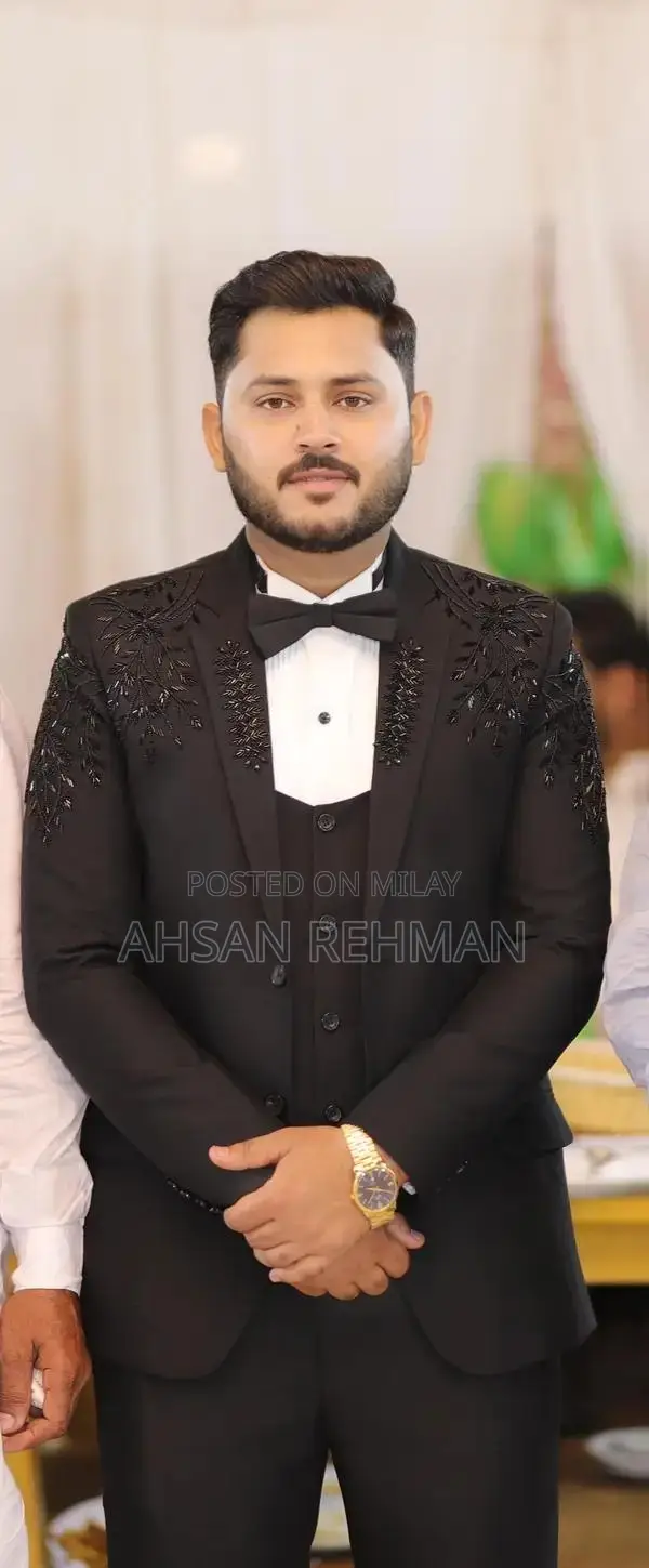 Men's Black Tuxedo Suit Set for Formal Occasions