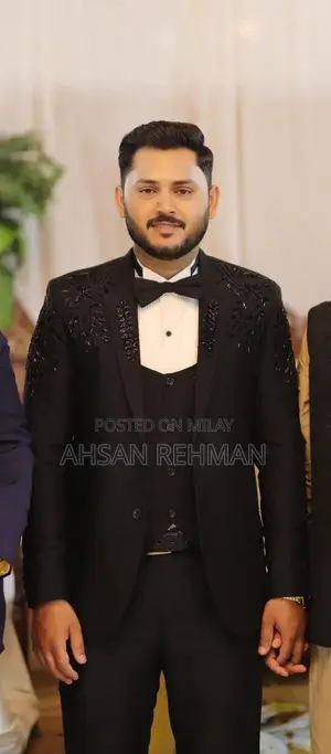 Men's Black Tuxedo Suit Set for Formal Occasions