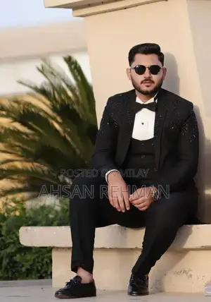 Men's Black Tuxedo Suit Set for Formal Occasions