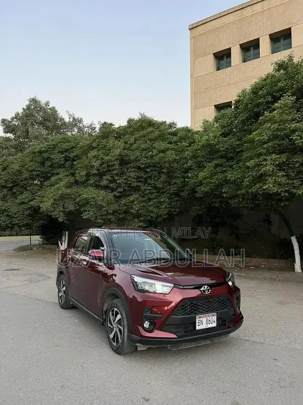 Toyota Raiz G Compact SUV with Excellent Condition