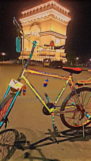 Adult Mountain Bicycle - Durable Outdoor Cycling Bike