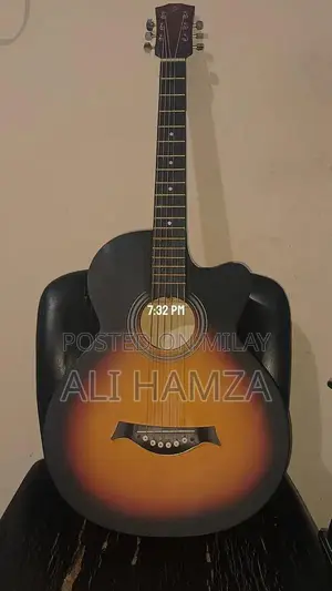 Beginner Friendly Acoustic Guitar - Easy to Learn