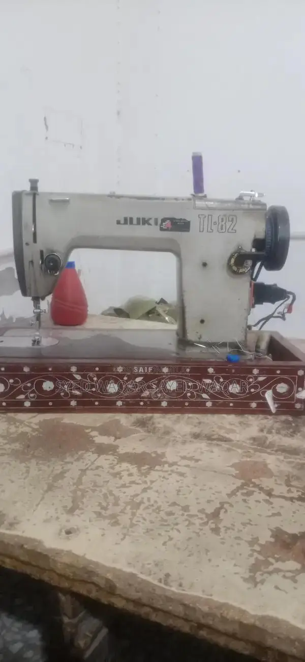 Juki 555 Industrial Sewing Machine