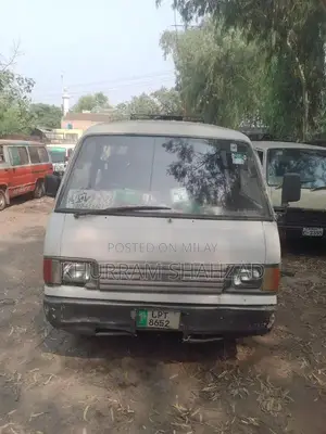 Mazda Hiace Van Commercial Vehicle 16-Seater