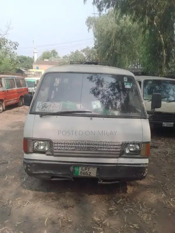 Mazda Hiace Van Commercial Vehicle 16-Seater