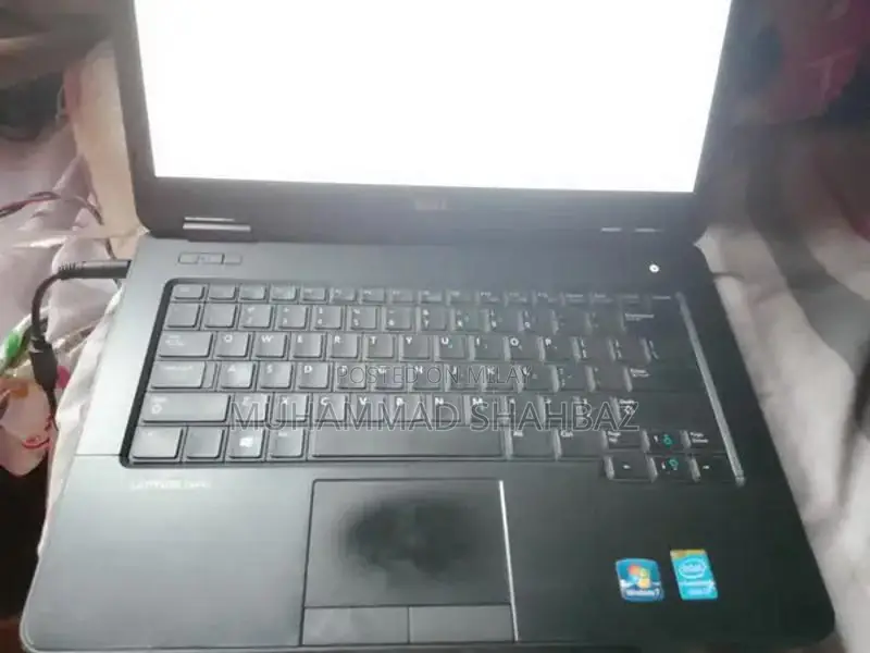 Dell Latitude E5540 Business Laptop - 4th Gen i3, 8GB RAM