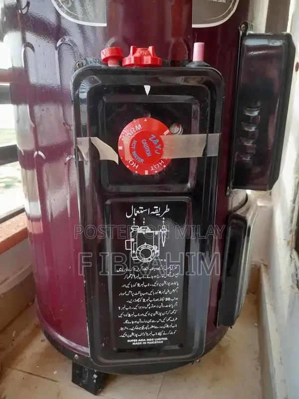 2-Month-Old Geyser in Excellent Condition